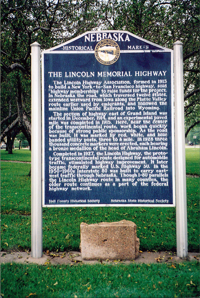 The Lincoln Memorial Highway